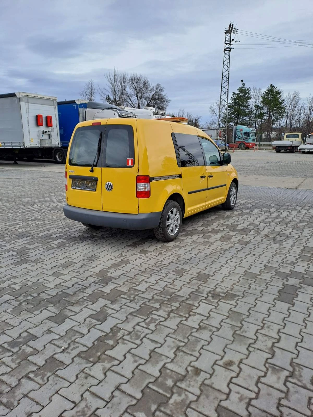 VW Caddy 1.9 TDI - изображение 8