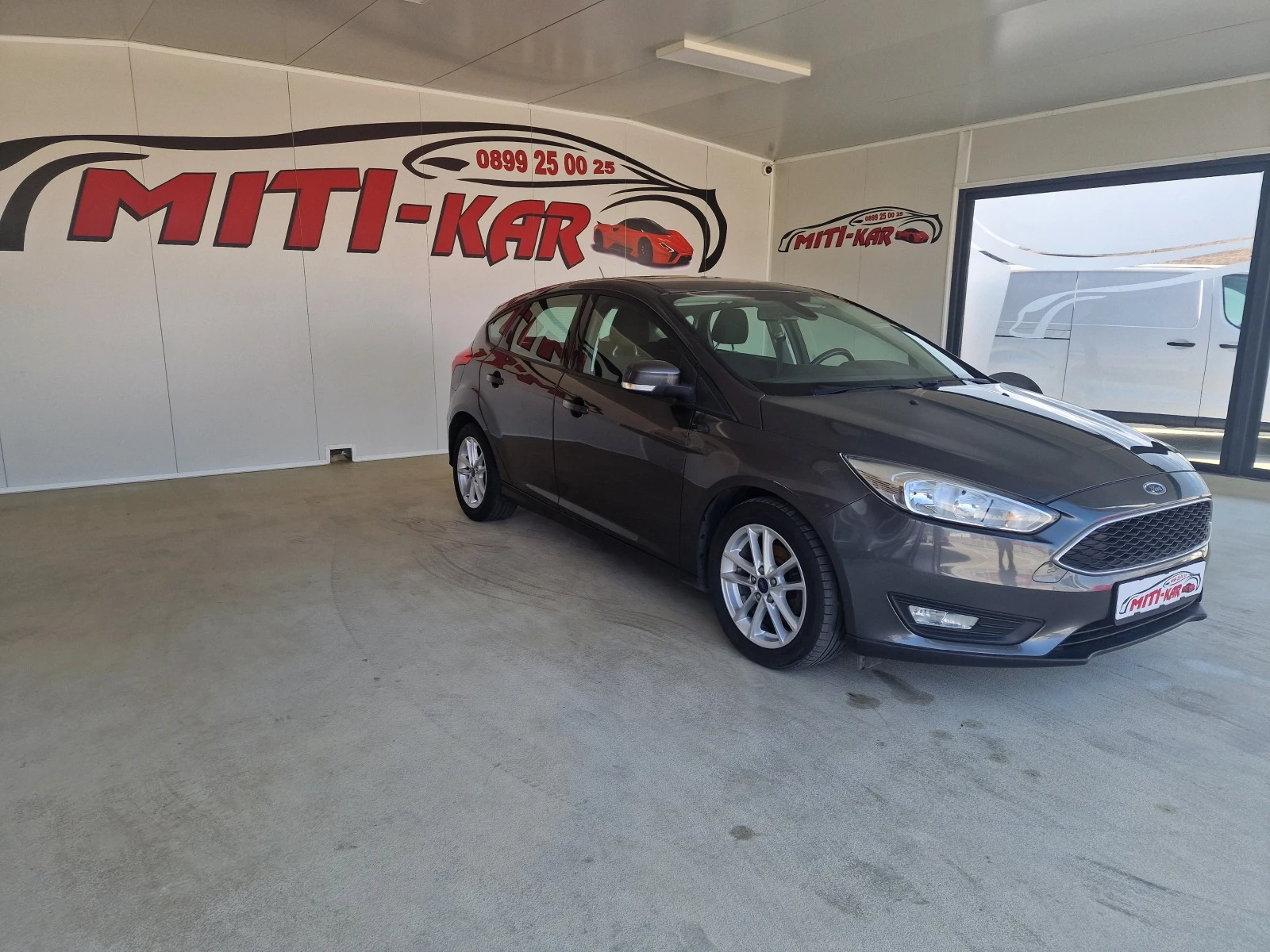 Ford Focus 1.5 120kc - изображение 2