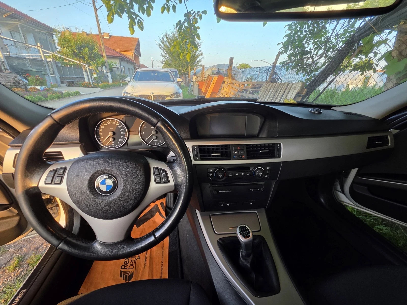 BMW 318  - изображение 7