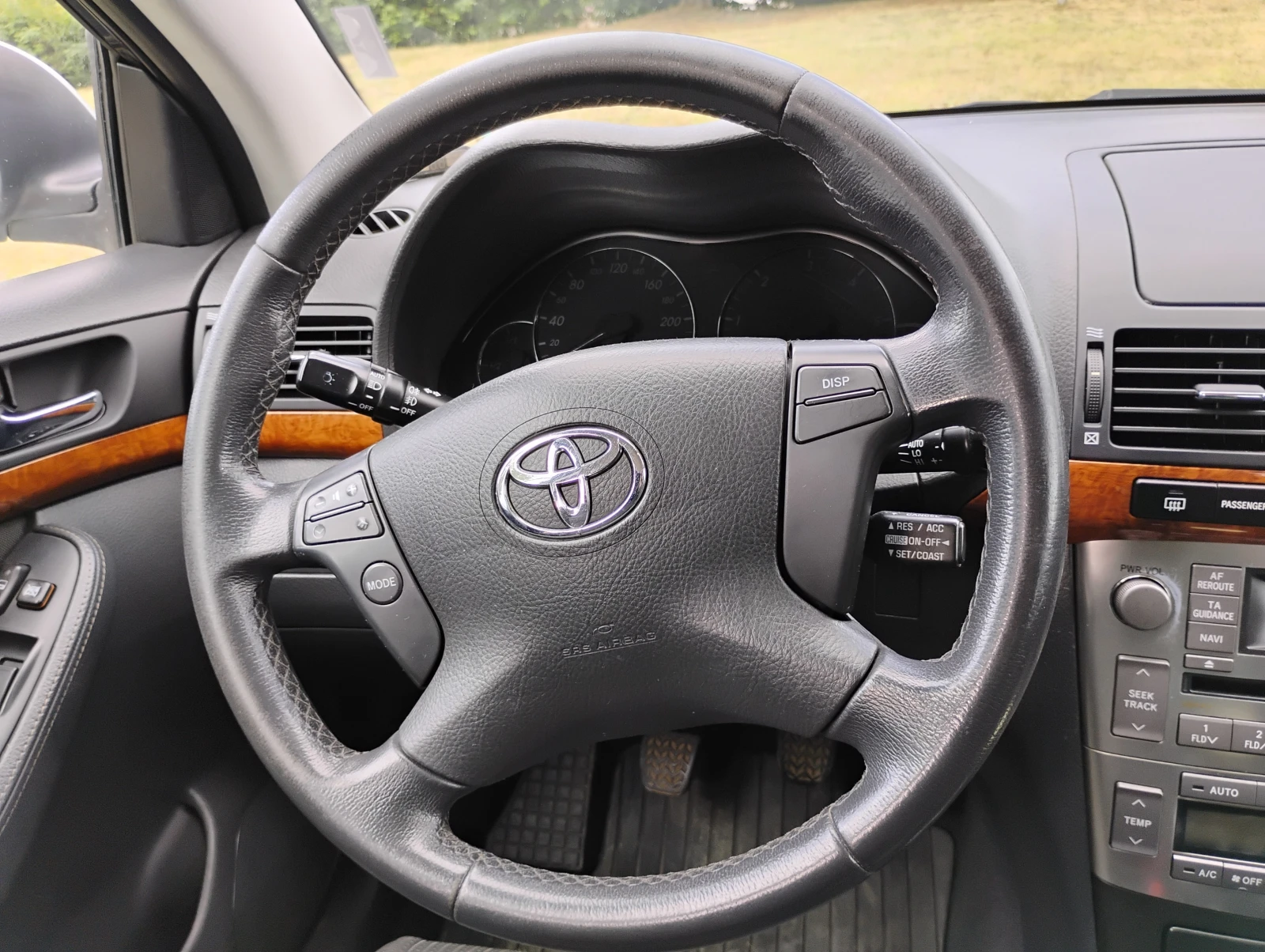Toyota Avensis D4D - изображение 10