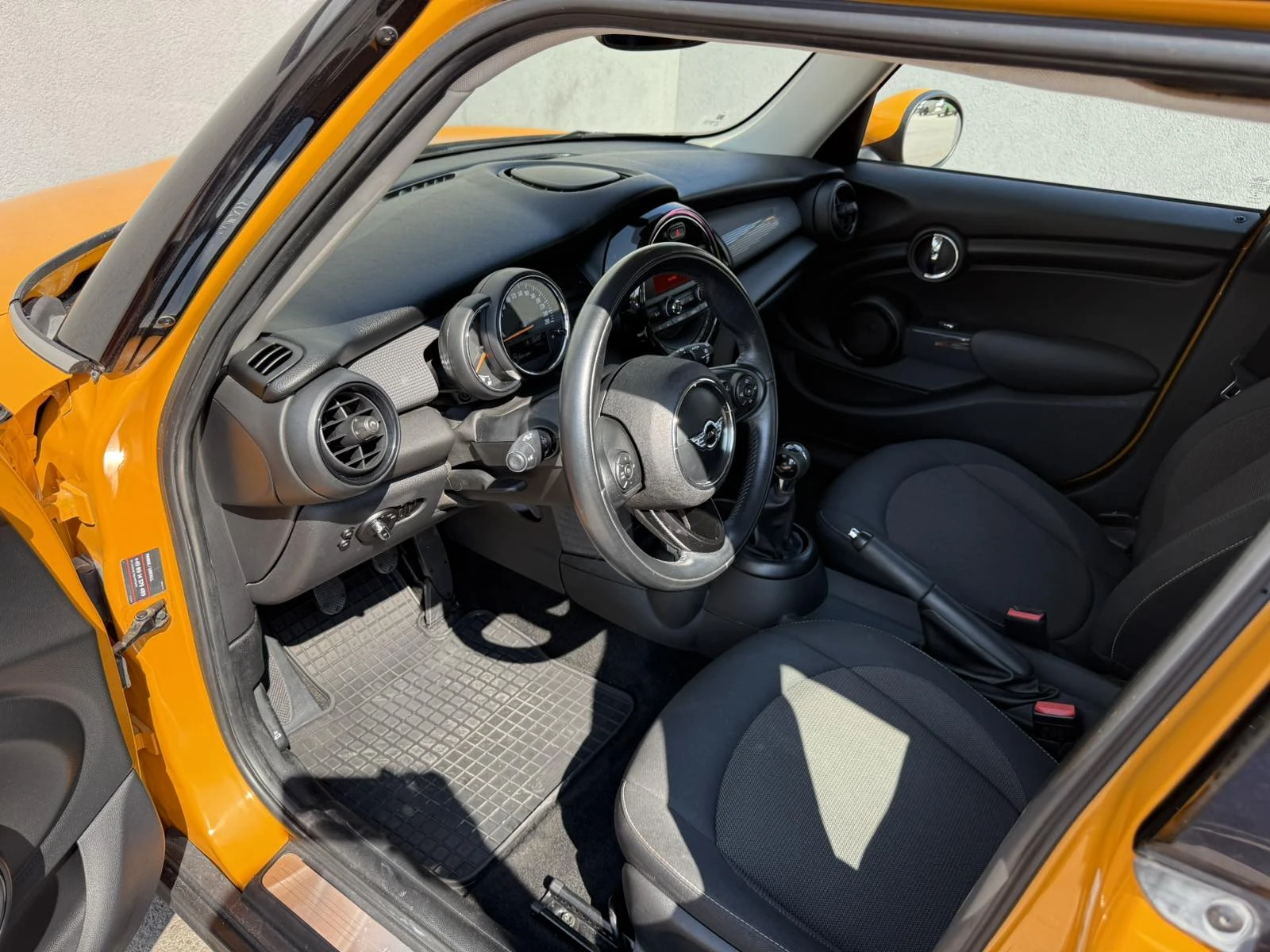 Mini Cooper ONE 1.2 - изображение 9