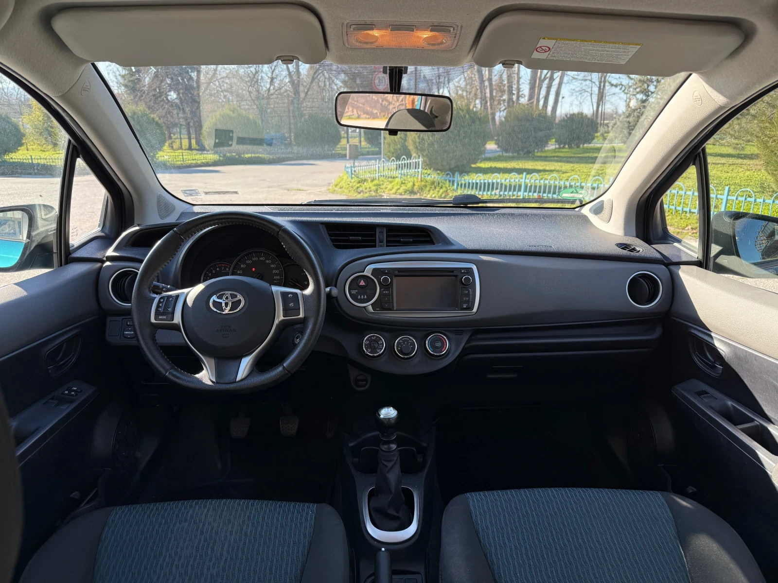 Toyota Yaris 1.33 NAVI/CAMERA/BLUETOOTH - изображение 10