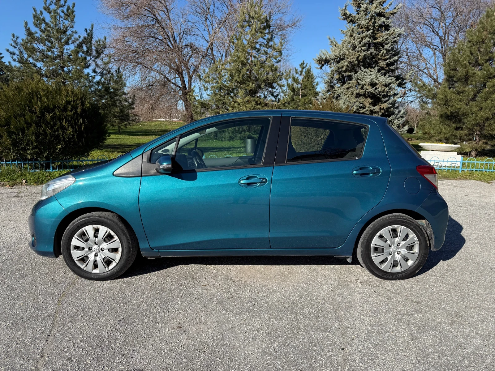 Toyota Yaris 1.33 NAVI/CAMERA/BLUETOOTH - изображение 7