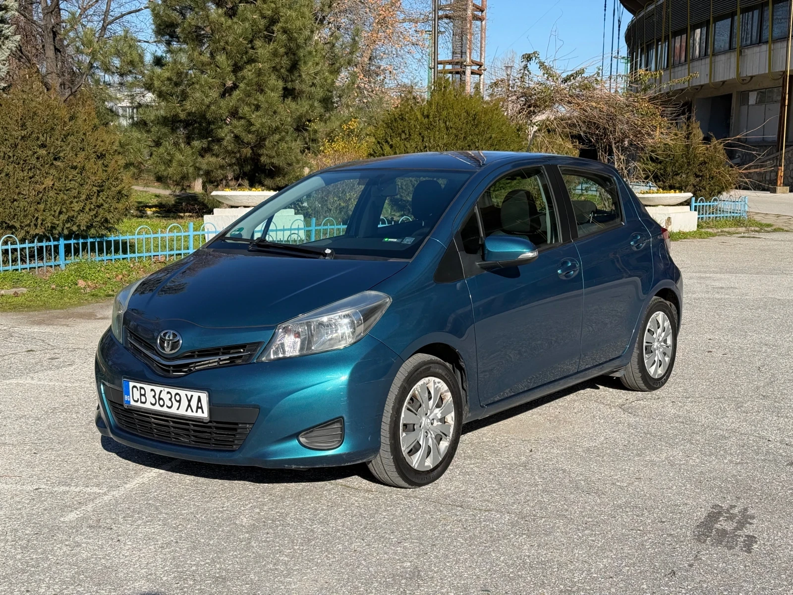 Toyota Yaris 1.33 NAVI/CAMERA/BLUETOOTH | Mobile.bg � ����������� 1