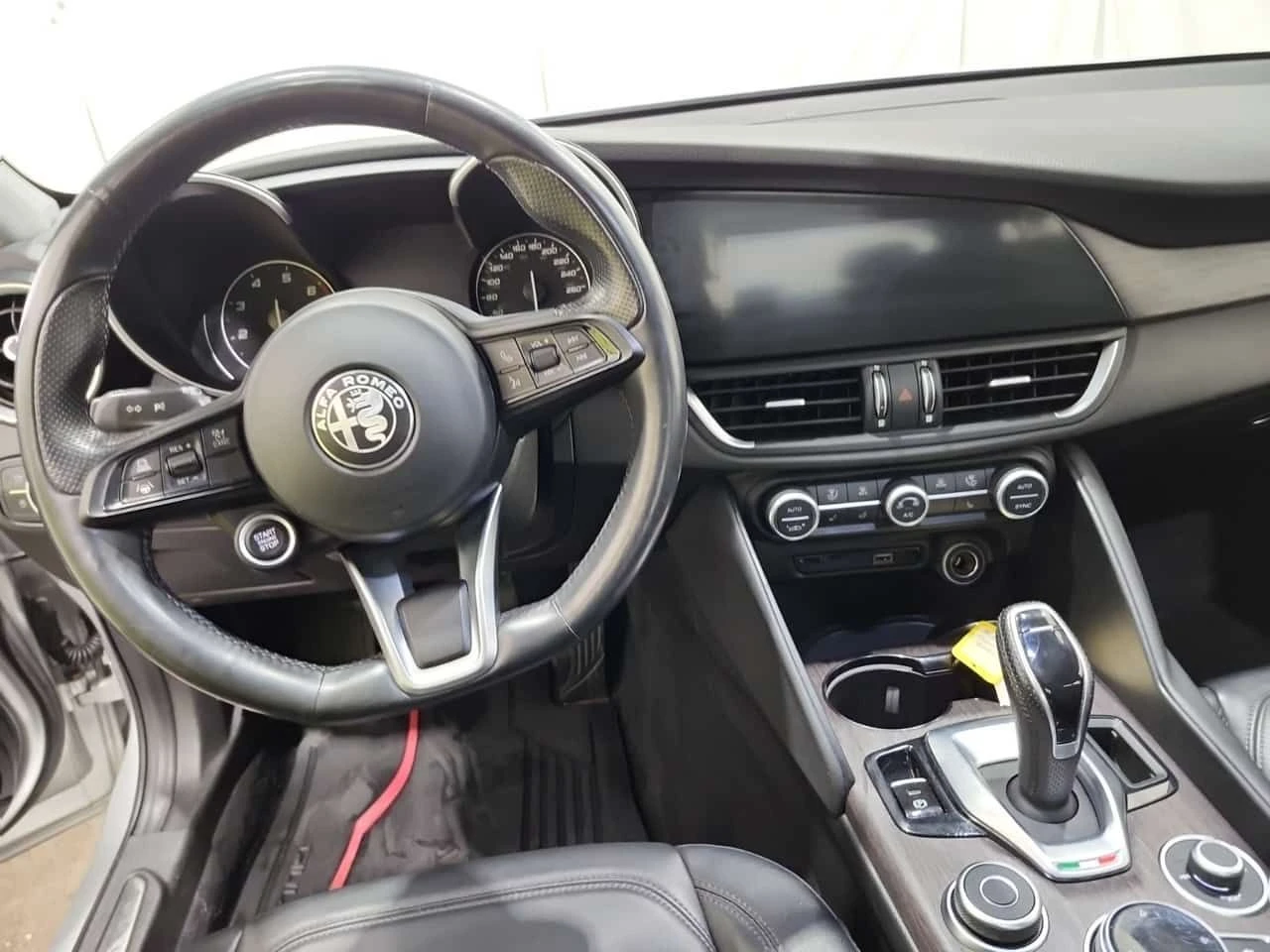 Alfa Romeo Giulia * TI * CARFAX * ���� �� �� | Mobile.bg � ����������� 8