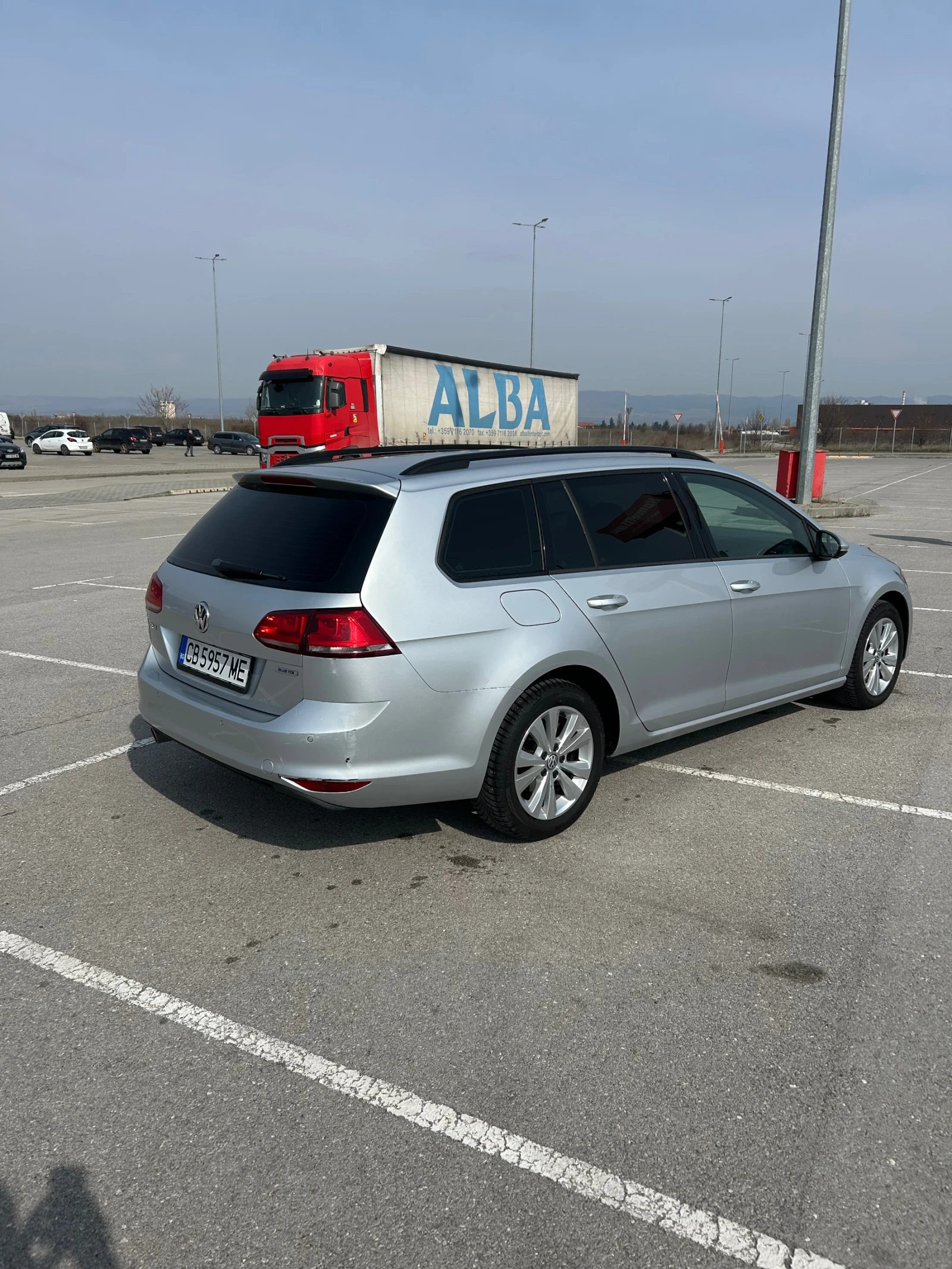 VW Golf, снимка 5 - Автомобили и джипове - 53767748