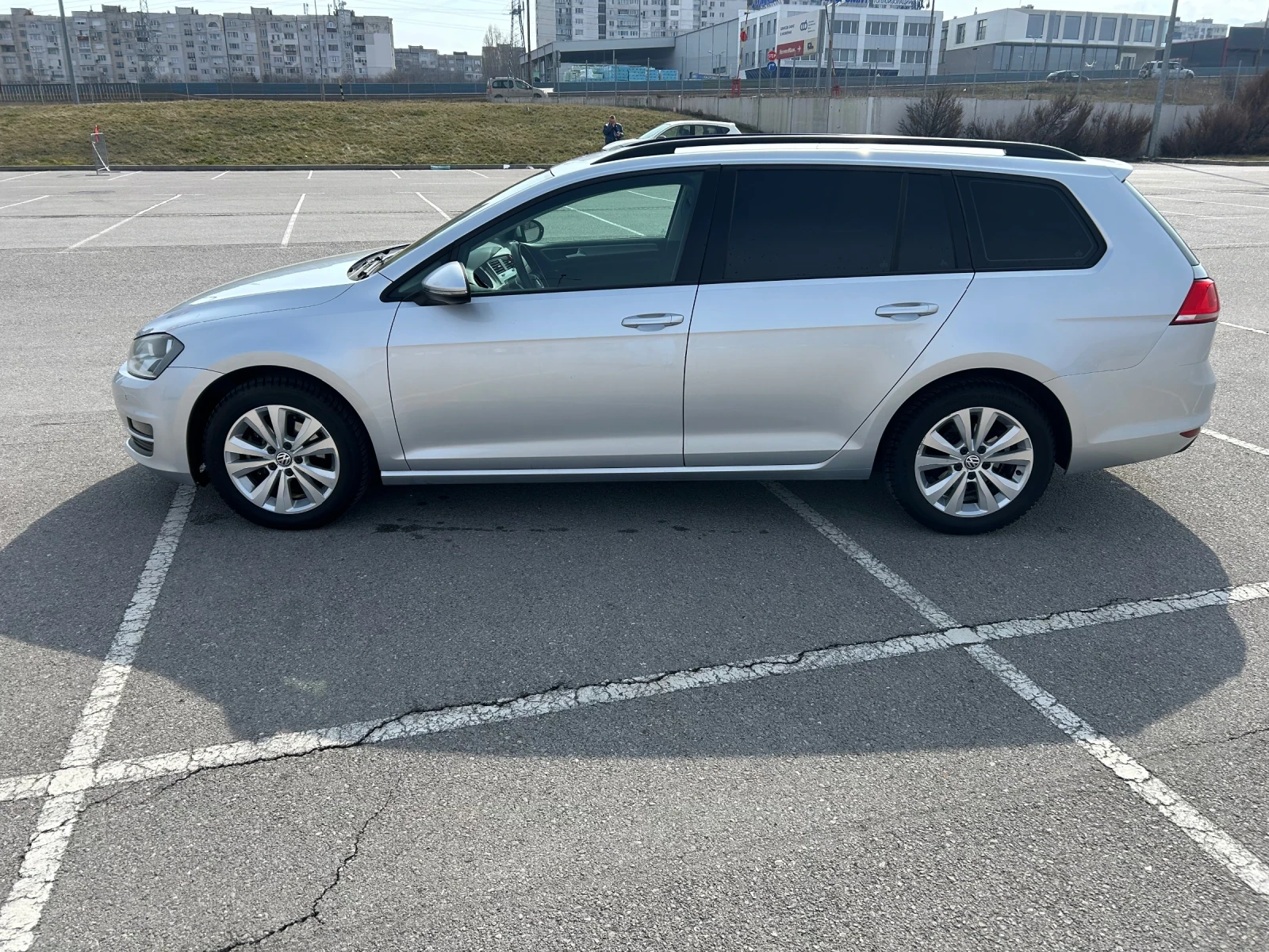 VW Golf, снимка 3 - Автомобили и джипове - 53767748