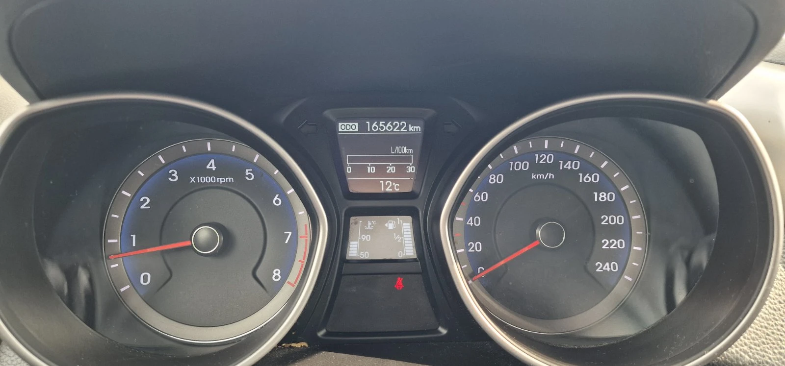 Hyundai I30, снимка 17 - Автомобили и джипове - 53949376