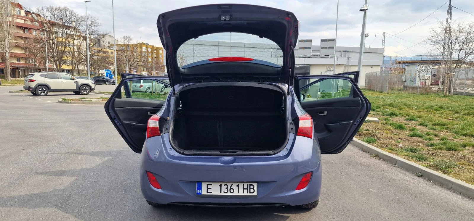 Hyundai I30, снимка 10 - Автомобили и джипове - 53949376