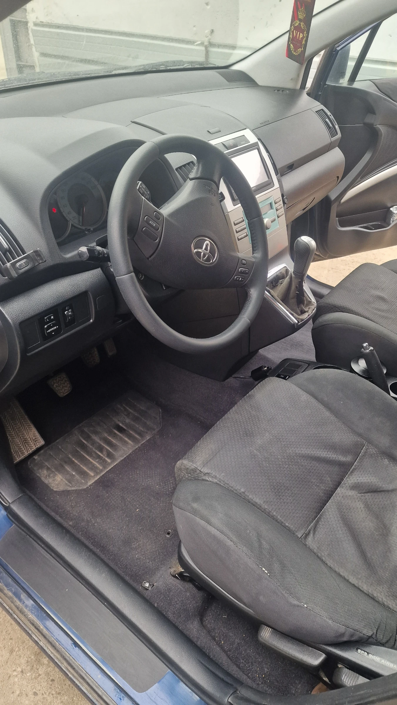 Toyota Corolla verso, снимка 11 - Автомобили и джипове - 54005201