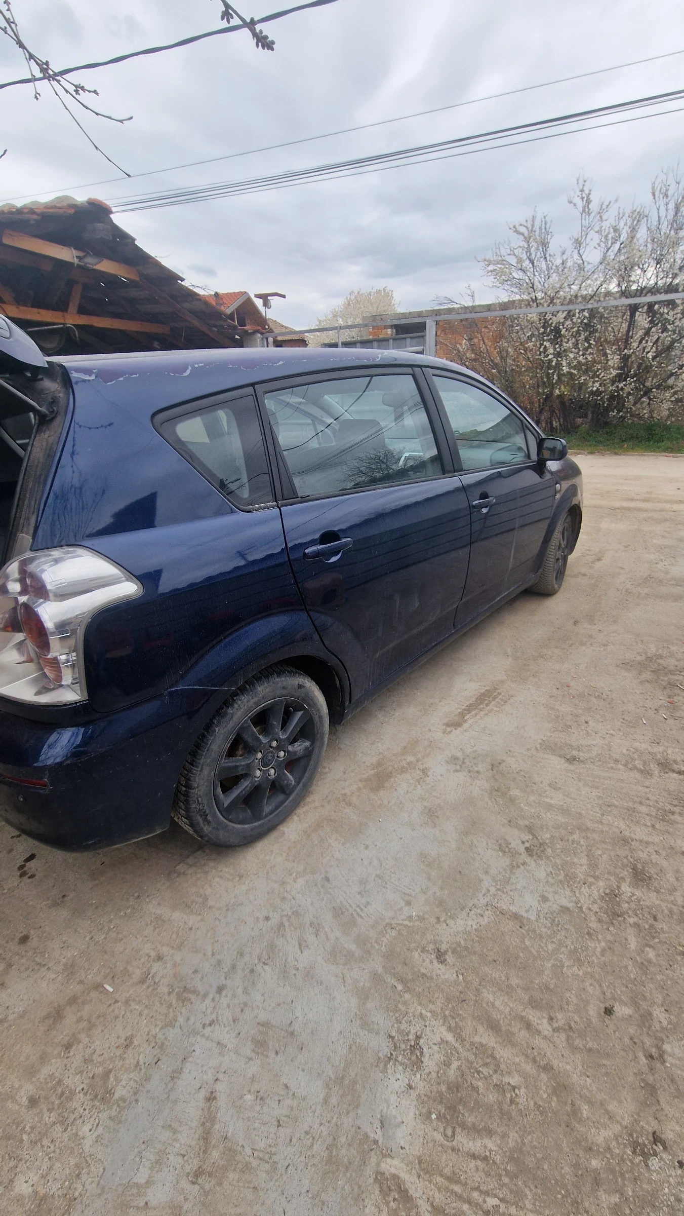 Toyota Corolla verso, снимка 6 - Автомобили и джипове - 54005201