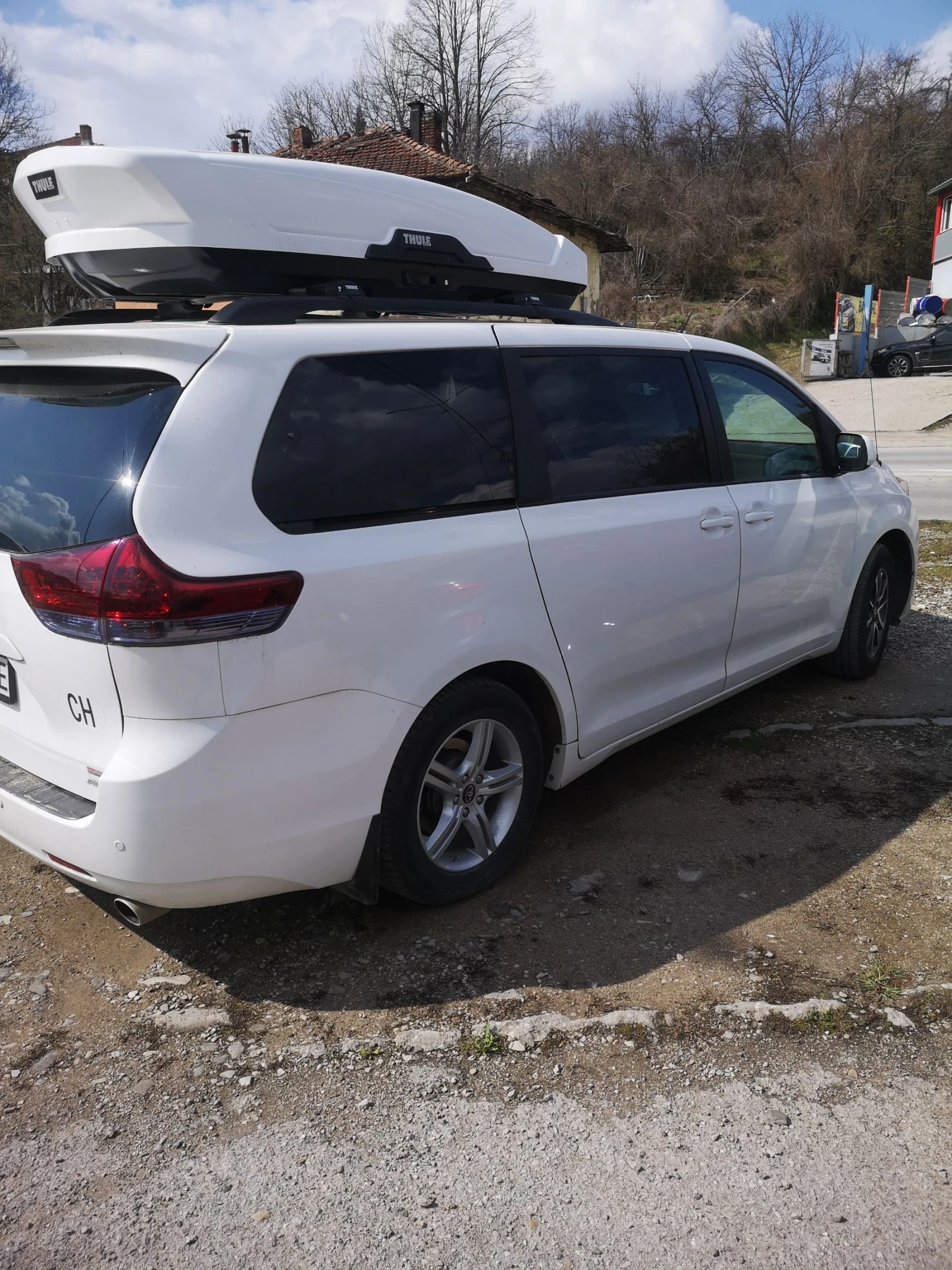 Toyota Sienna, снимка 3 - Автомобили и джипове - 54087096