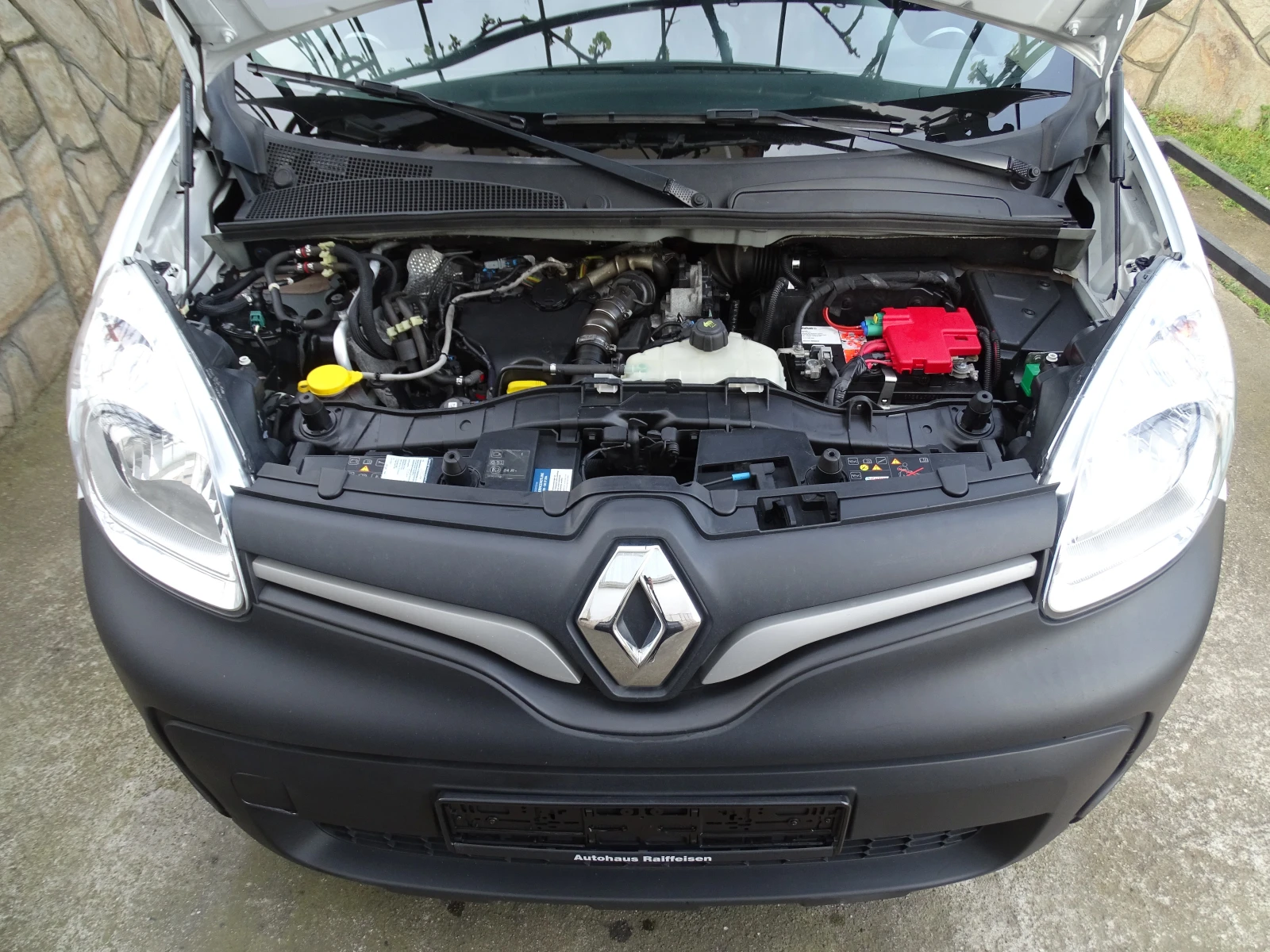 Renault Kangoo ХЛАДИЛЕН NAVI KLIMA N1 MAXI  EURO 6 , снимка 12 - Автомобили и джипове - 54373921