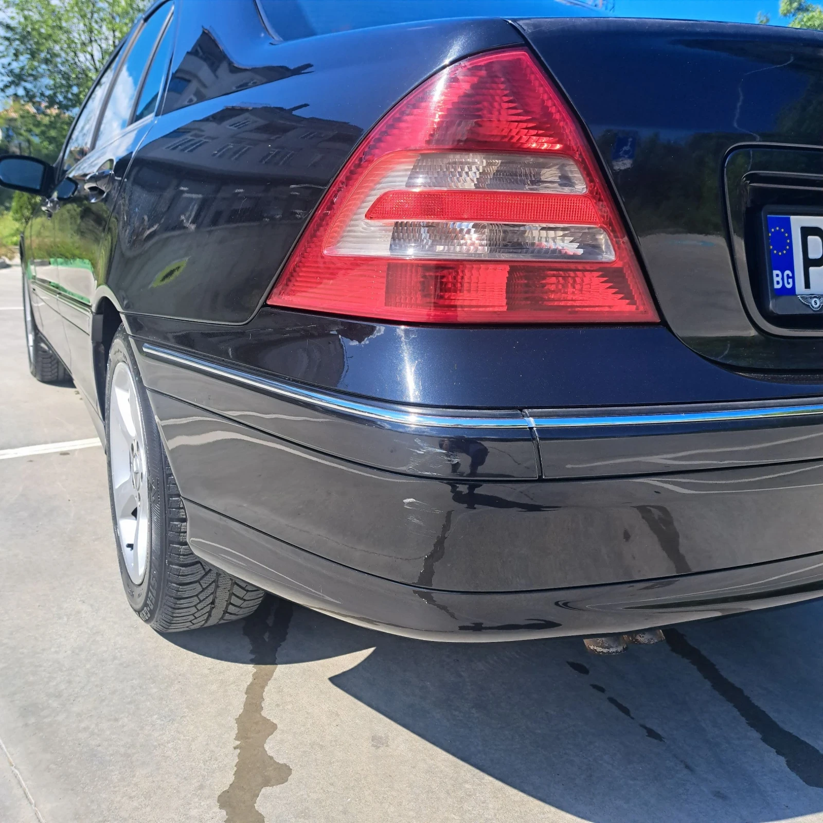 Mercedes-Benz C 220, снимка 4 - Автомобили и джипове - 54595373