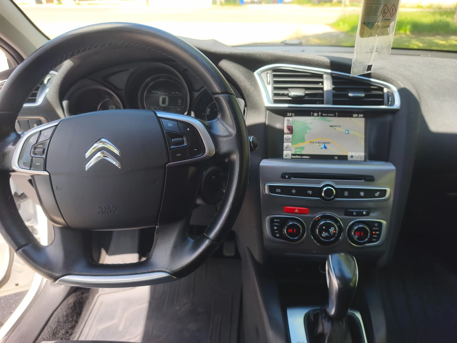 Citroen C4 1.6 HDI Automat, снимка 10 - Автомобили и джипове - 54675496