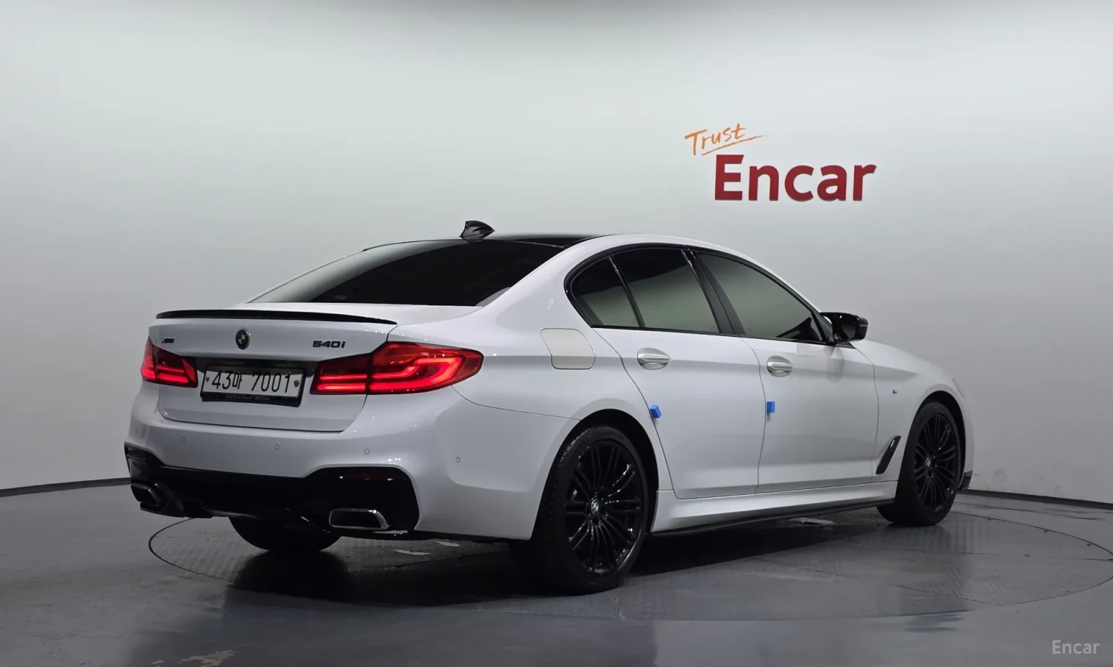 BMW 540 M-PACK* 93000KM!!!* TOP* UNIKAT, снимка 2 - Автомобили и джипове - 55183822