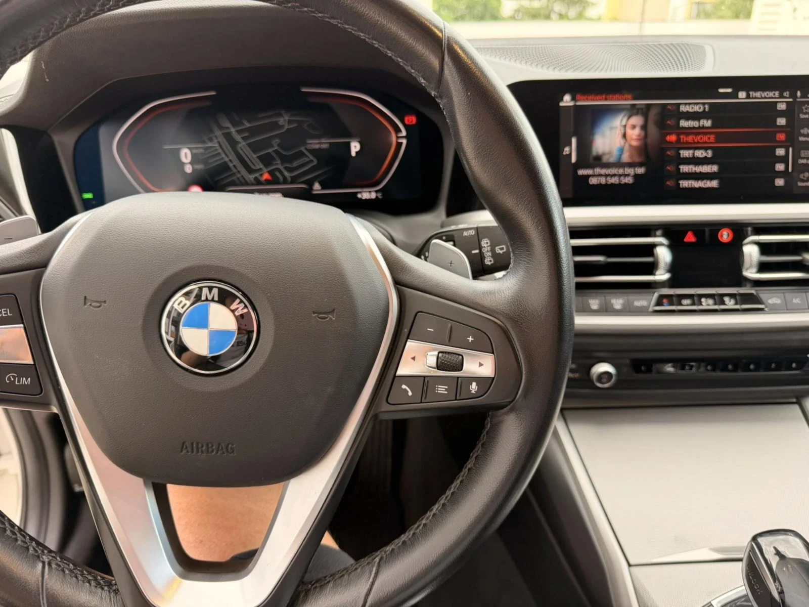 BMW 330, снимка 14 - Автомобили и джипове - 55206371