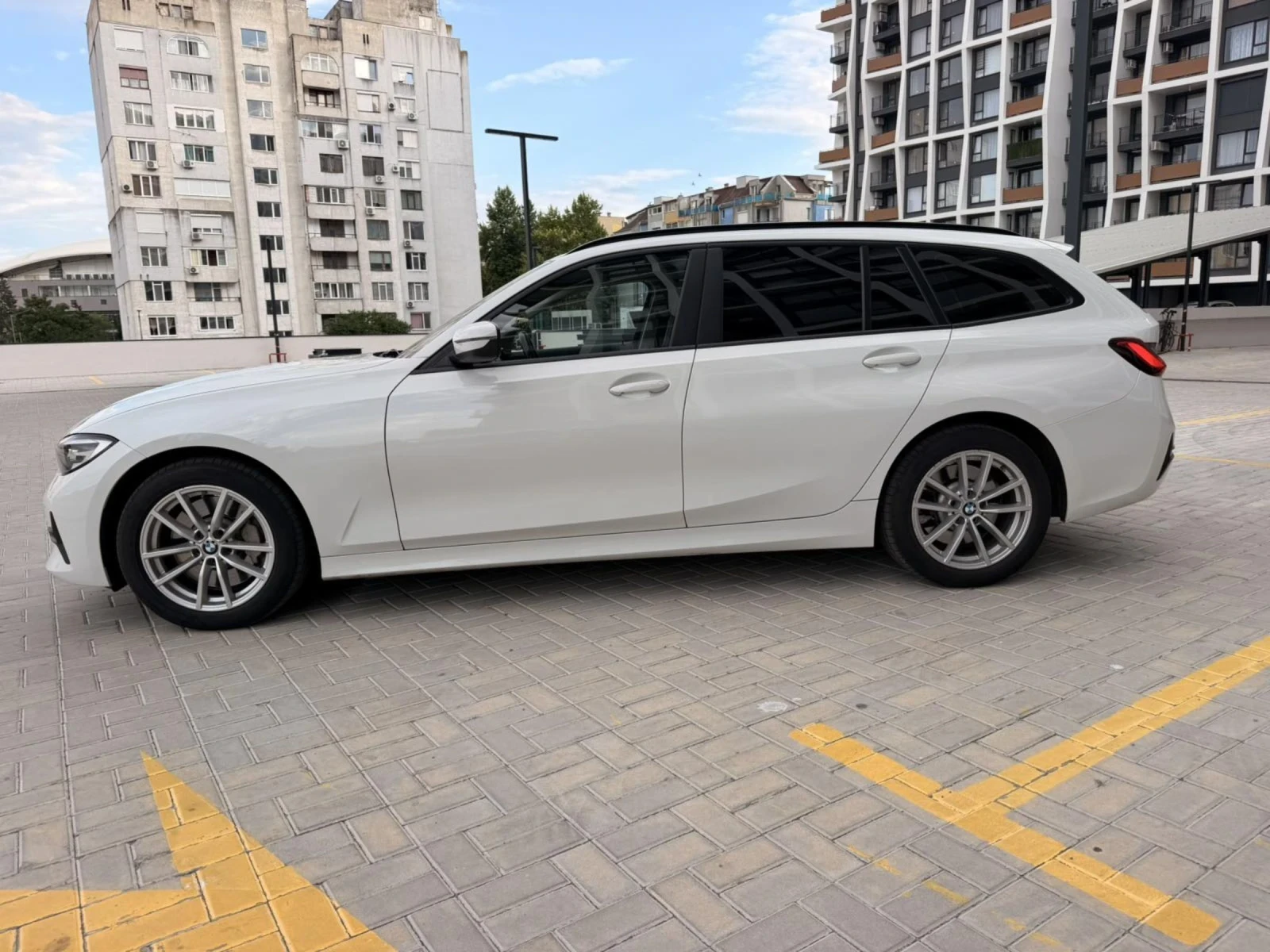 BMW 330, снимка 8 - Автомобили и джипове - 55206371