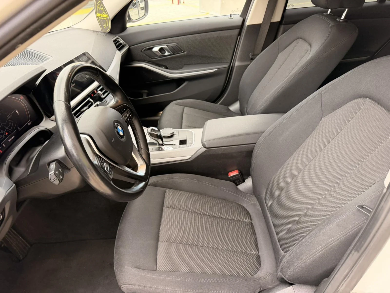 BMW 330, снимка 12 - Автомобили и джипове - 55206371