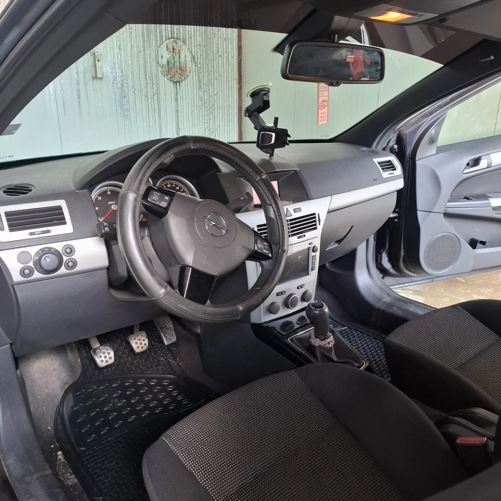 Opel Astra Opel Astra H GTC , снимка 8 - Автомобили и джипове - 55396464