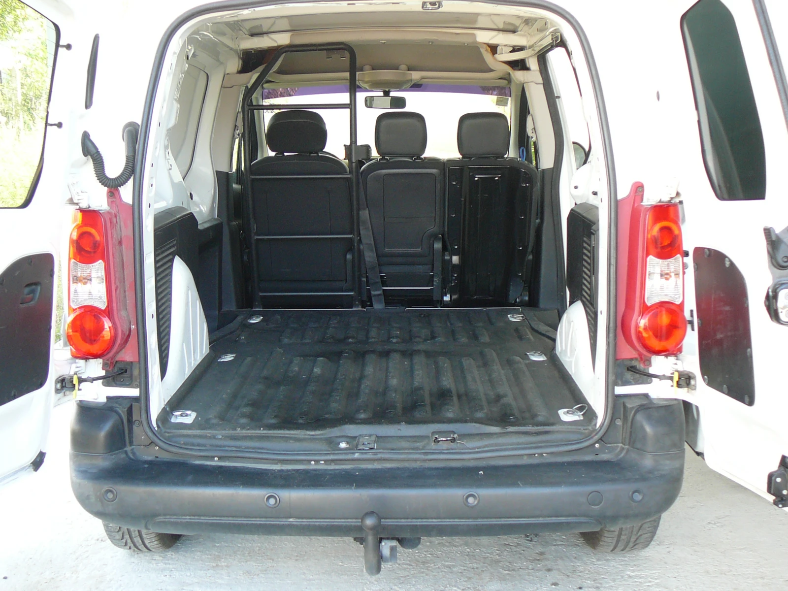 Citroen Berlingo 1.6 hdi клима , снимка 5 - Автомобили и джипове - 56121930
