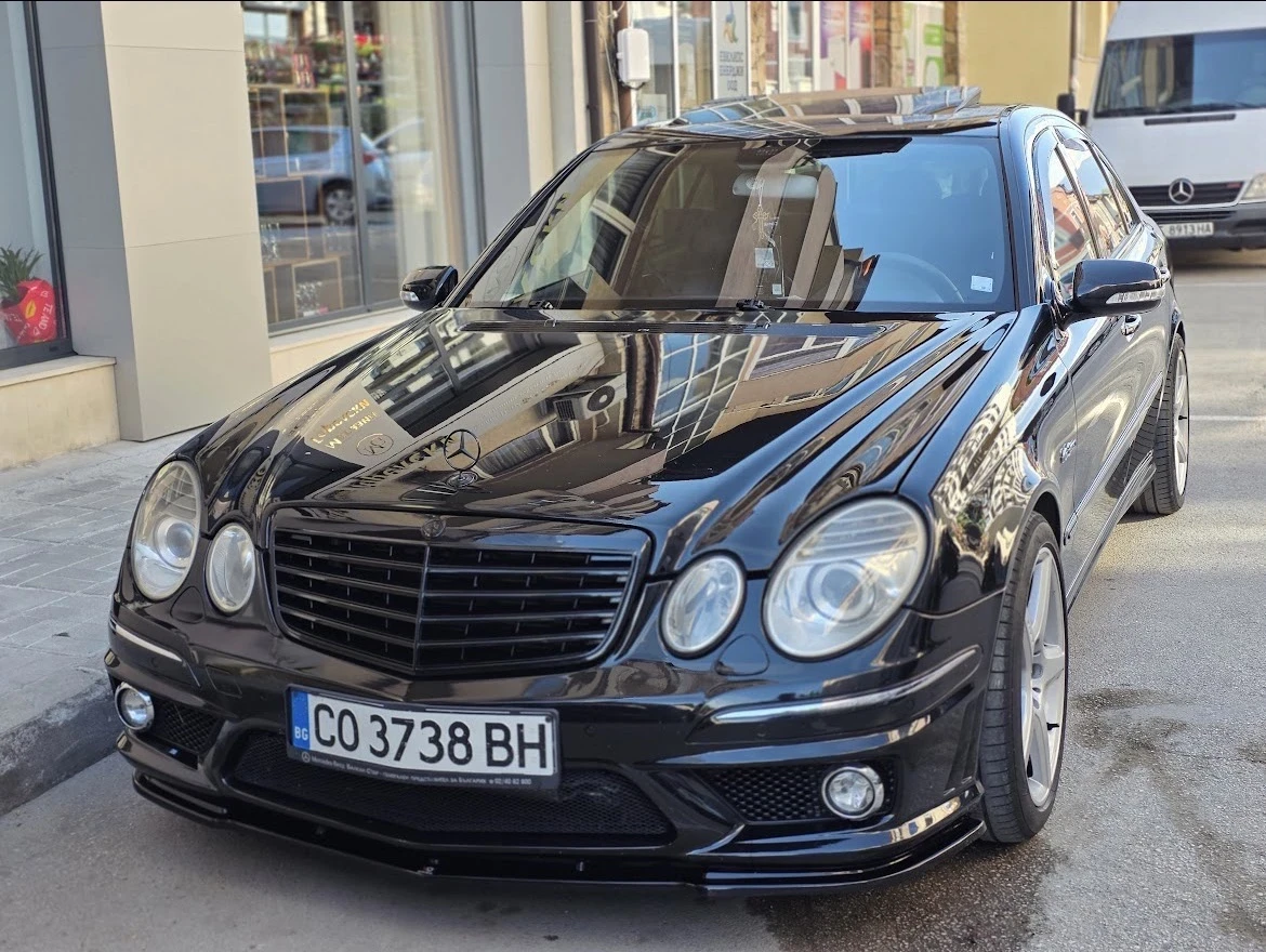 Mercedes-Benz E 500 5000, снимка 10 - Автомобили и джипове - 56249617