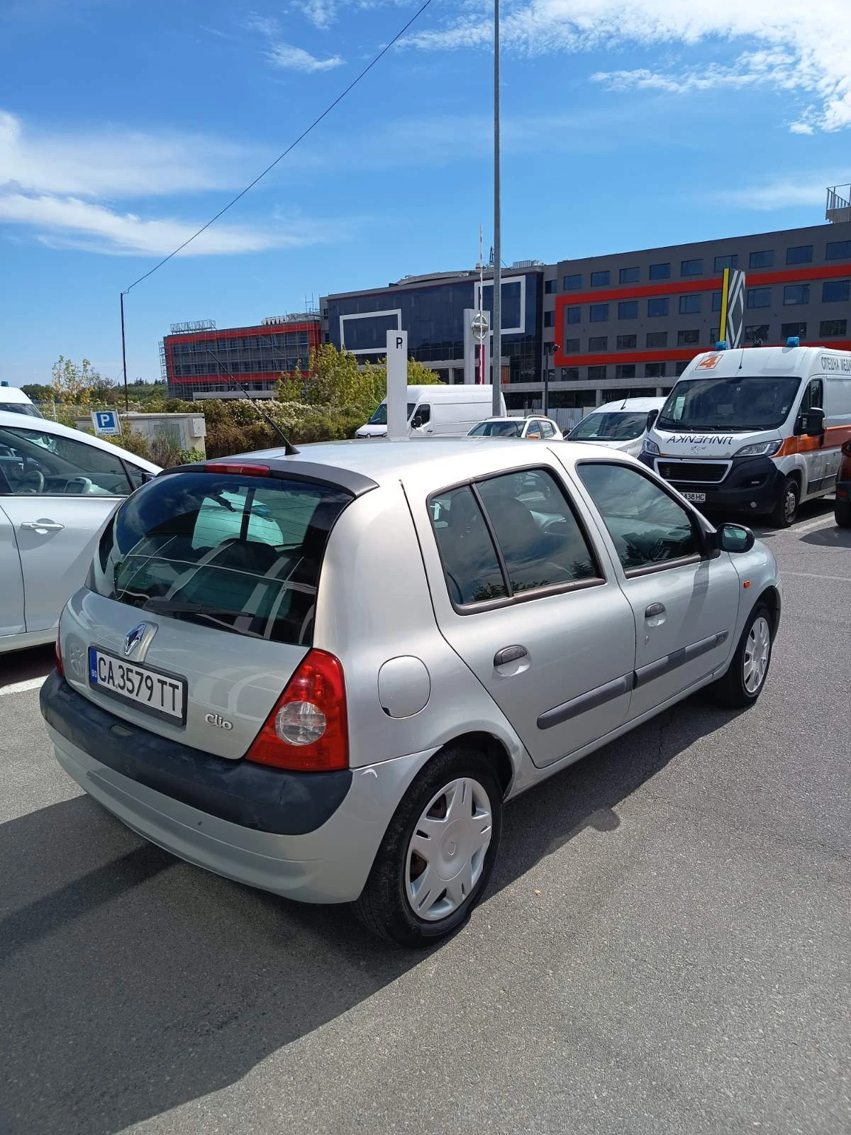 Renault Clio 1.2 16V, снимка 4 - Автомобили и джипове - 56261059