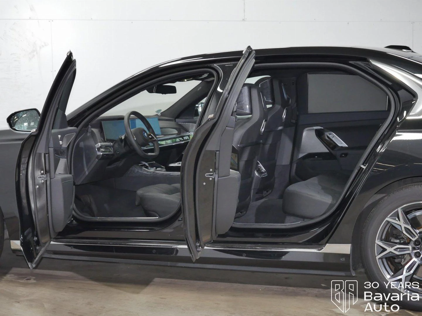 BMW i7 60 xDrive eDrive , снимка 5 - Автомобили и джипове - 56505595
