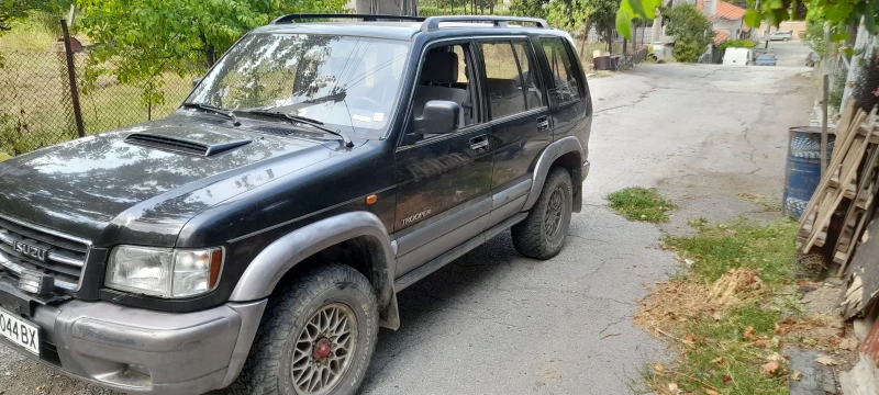 Isuzu Trooper, снимка 3 - Автомобили и джипове - 47043151