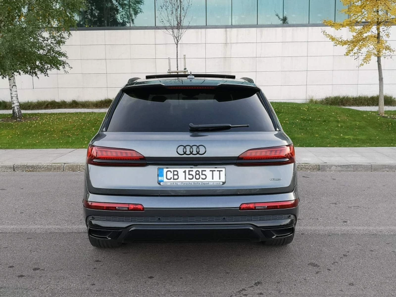 Audi Q7 55TFSI, снимка 7 - Автомобили и джипове - 48038743