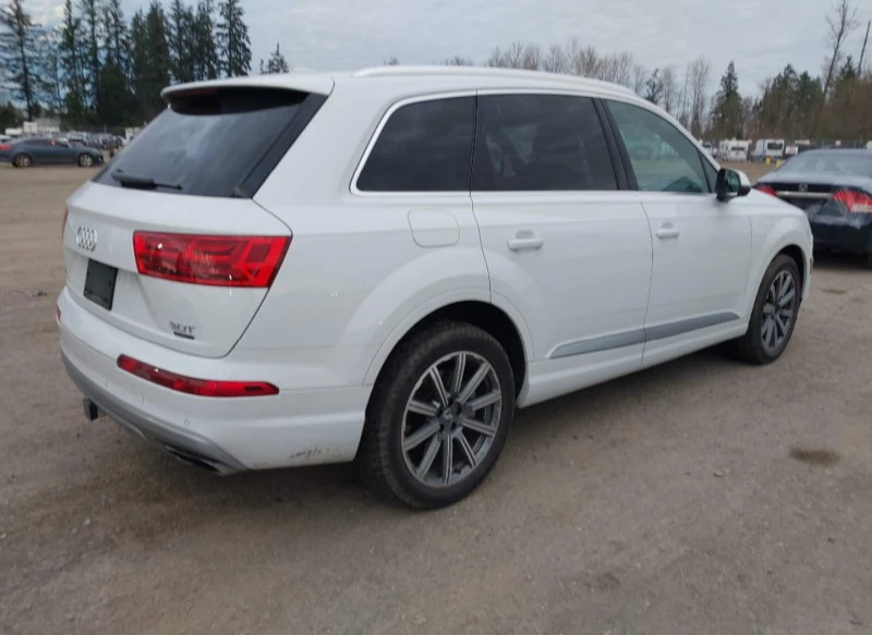 Audi Q7 ДИГ.ТАБЛО* PANO* ОБДУХ* HEADUP* , снимка 6 - Автомобили и джипове - 48337825