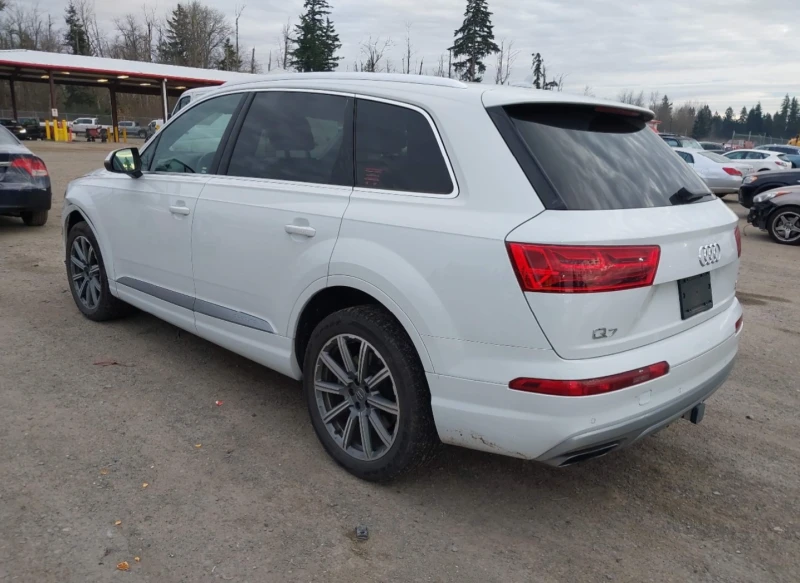 Audi Q7 ДИГ.ТАБЛО* PANO* ОБДУХ* HEADUP* , снимка 4 - Автомобили и джипове - 48337825