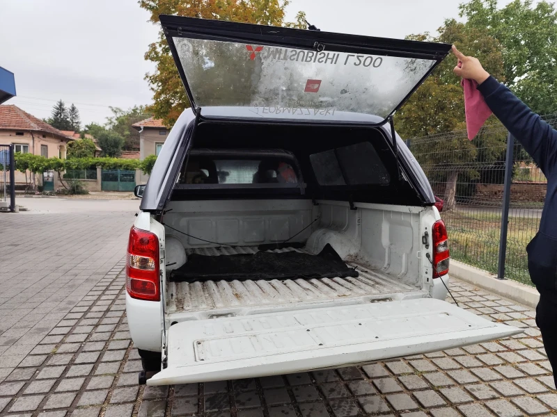 Mitsubishi L200, снимка 6 - Автомобили и джипове - 51879483