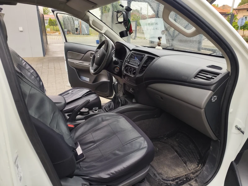 Mitsubishi L200, снимка 10 - Автомобили и джипове - 51879483
