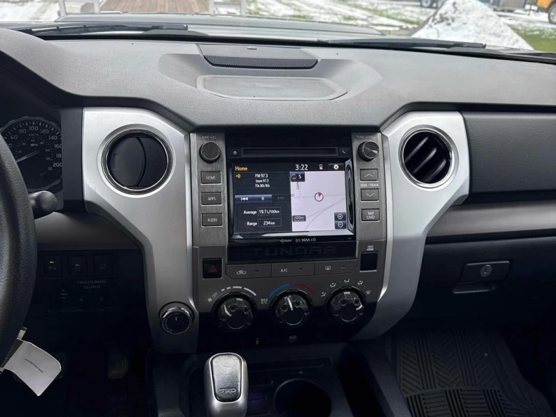 Toyota Tundra * SR5 Plus * CARFAX * БЕЗ ПЪРВОНАЧАЛНА ВНОСКА, снимка 9 - Автомобили и джипове - 52640107