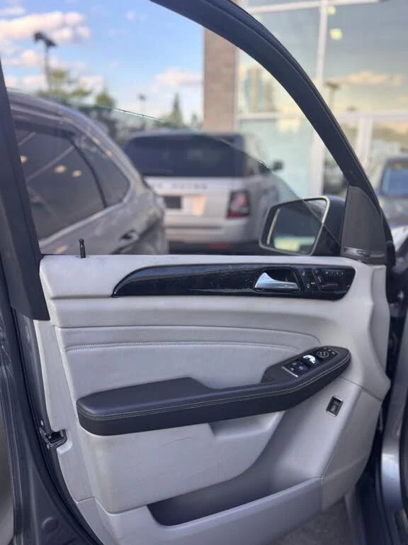 Mercedes-Benz ML 350 BlueTEC 4MATIC, снимка 11 - Автомобили и джипове - 52802893