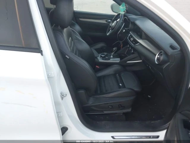 Alfa Romeo Stelvio TI SPORT AWD | Mobile.bg � ����������� 12