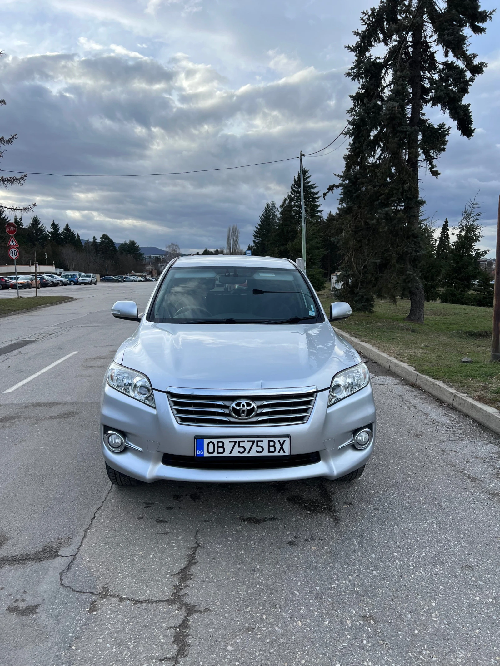 Toyota Rav4 2.2d, Автоматик, FACELIFT - изображение 2