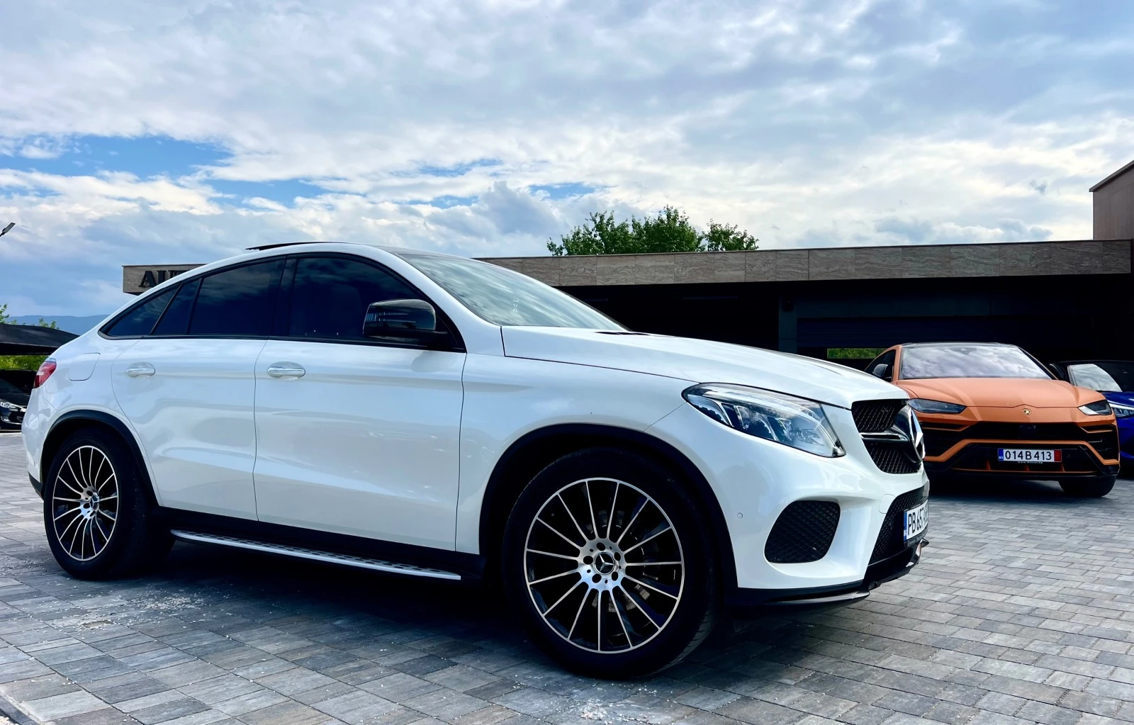 Mercedes-Benz GLE 350 AMG* FULL MAX* COUPE - изображение 3