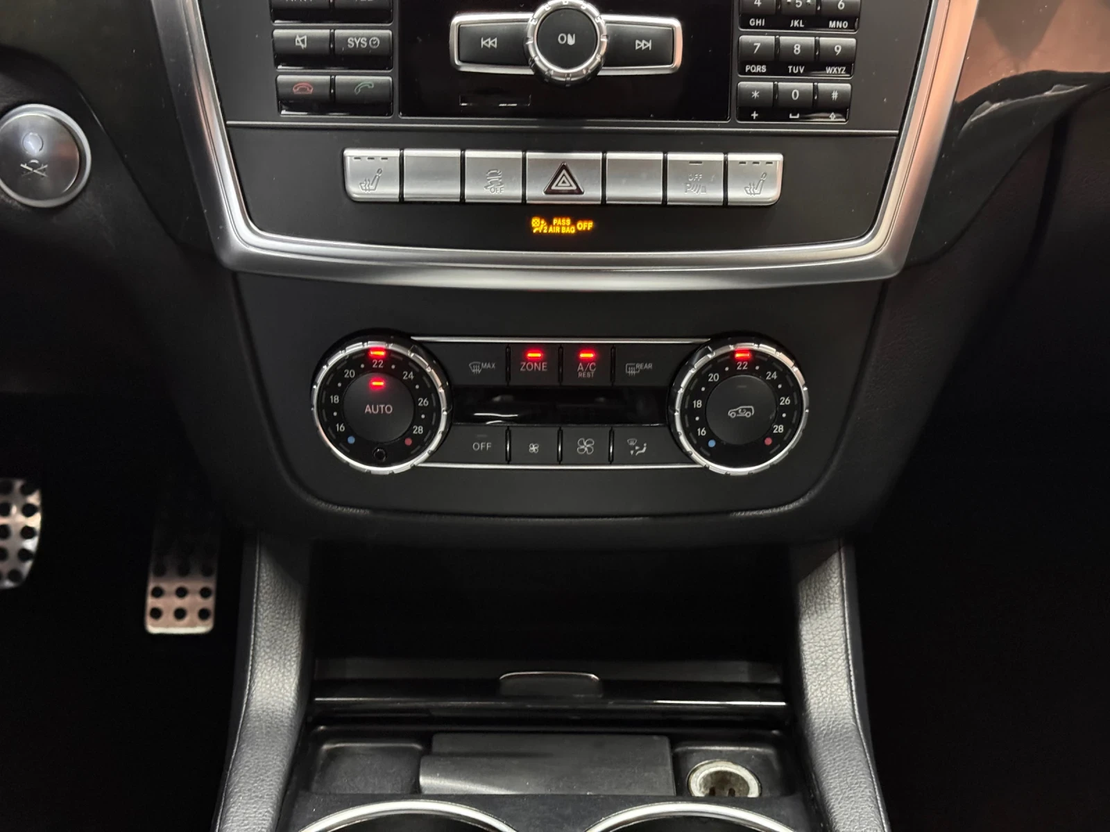 Mercedes-Benz GL 350 d* AMG* PANORAMA* 360* SOFTCLOSE* HARMAN KARDON  | Mobile.bg   12