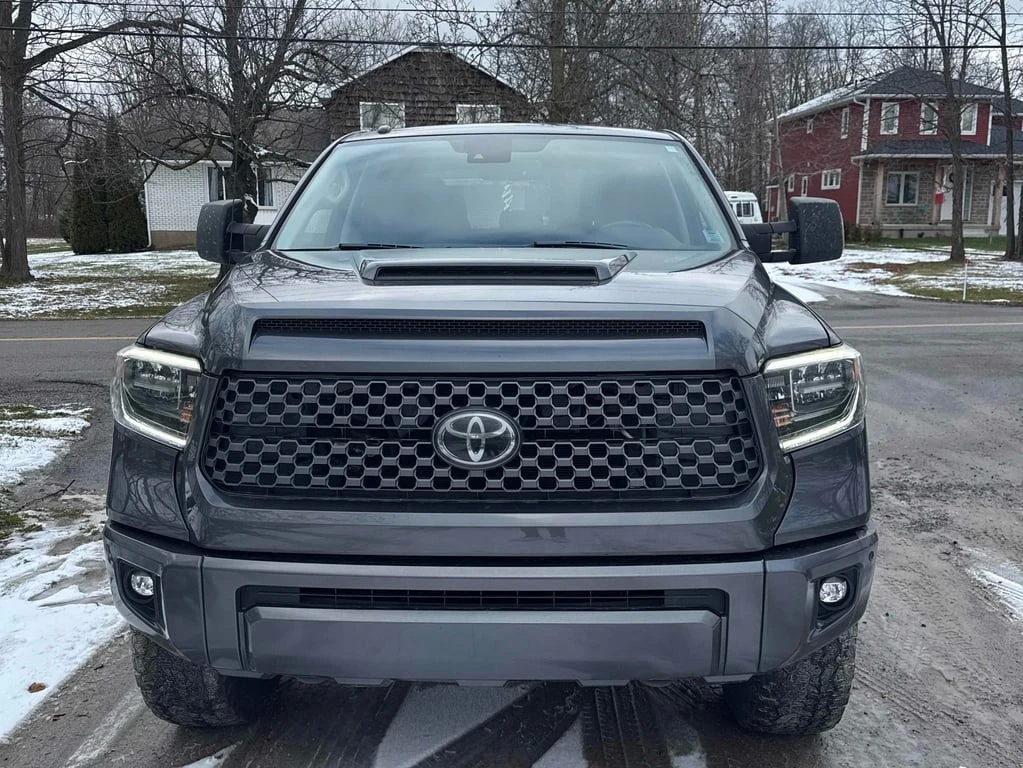 Toyota Tundra * SR5 Plus * CARFAX * БЕЗ ПЪРВОНАЧАЛНА ВНОСКА - изображение 6