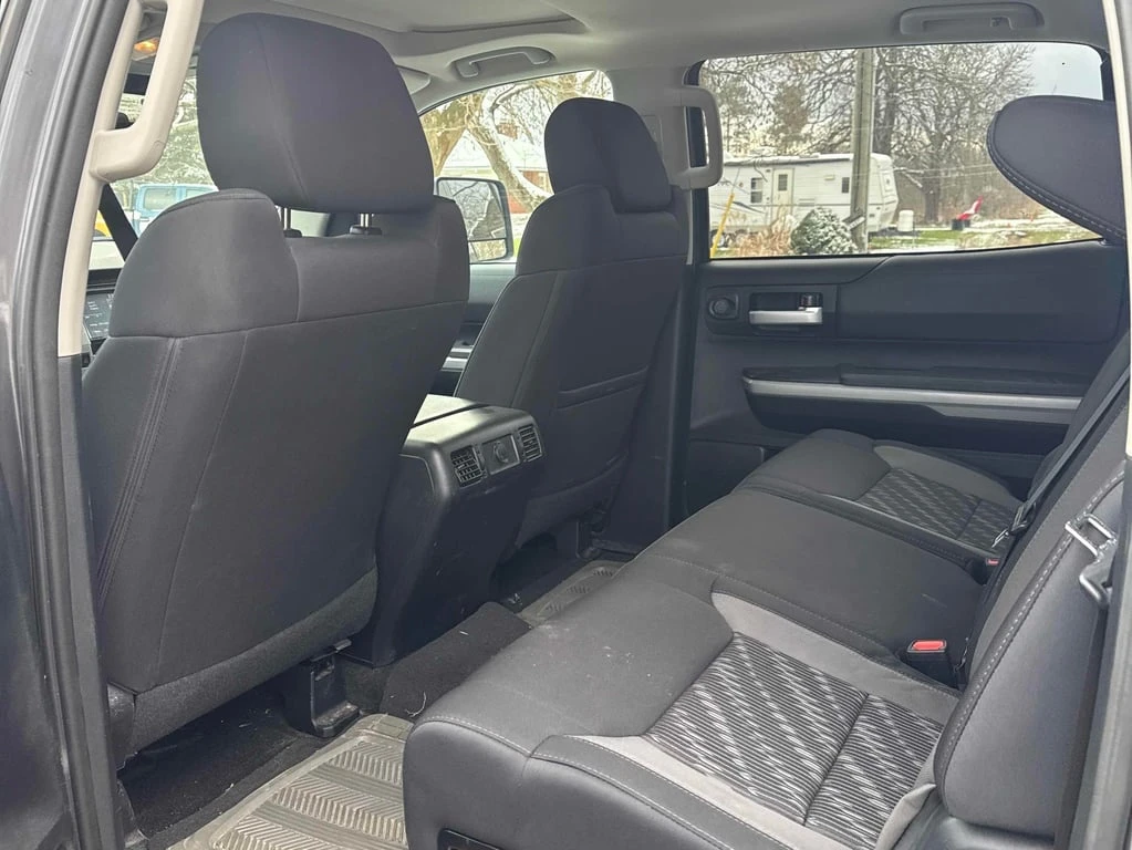 Toyota Tundra * SR5 Plus * CARFAX *    | Mobile.bg   13