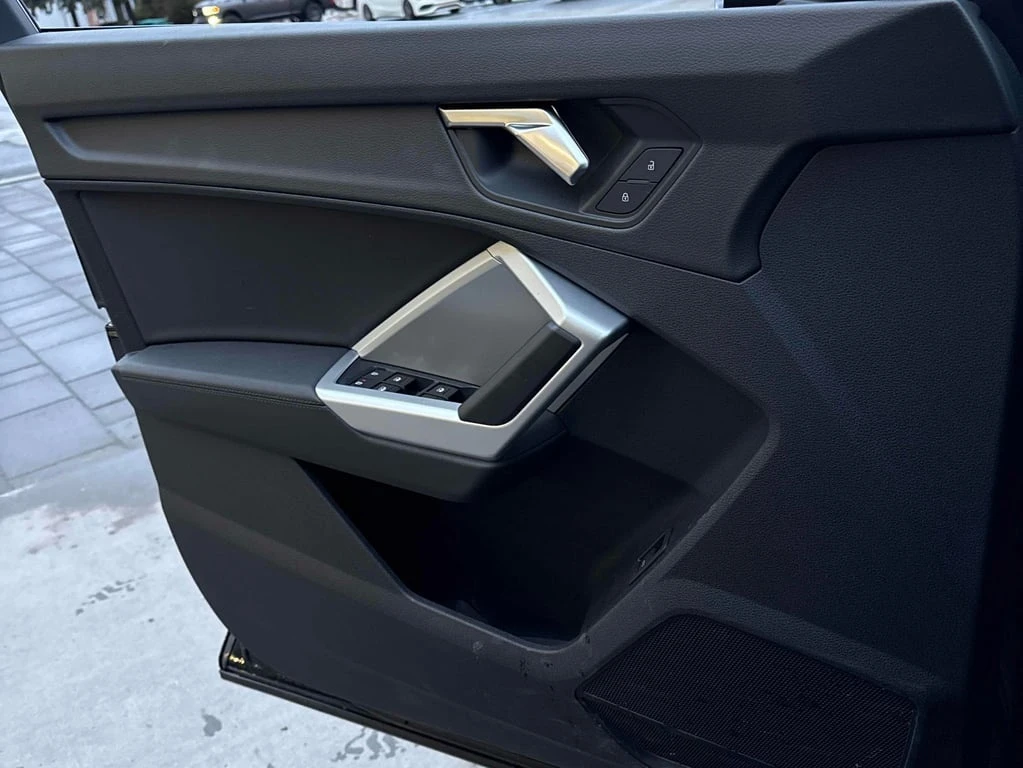 Audi Q3 2025 40 TFSI quattro * CARFAX * ��� ������������ | Mobile.bg � ����������� 10