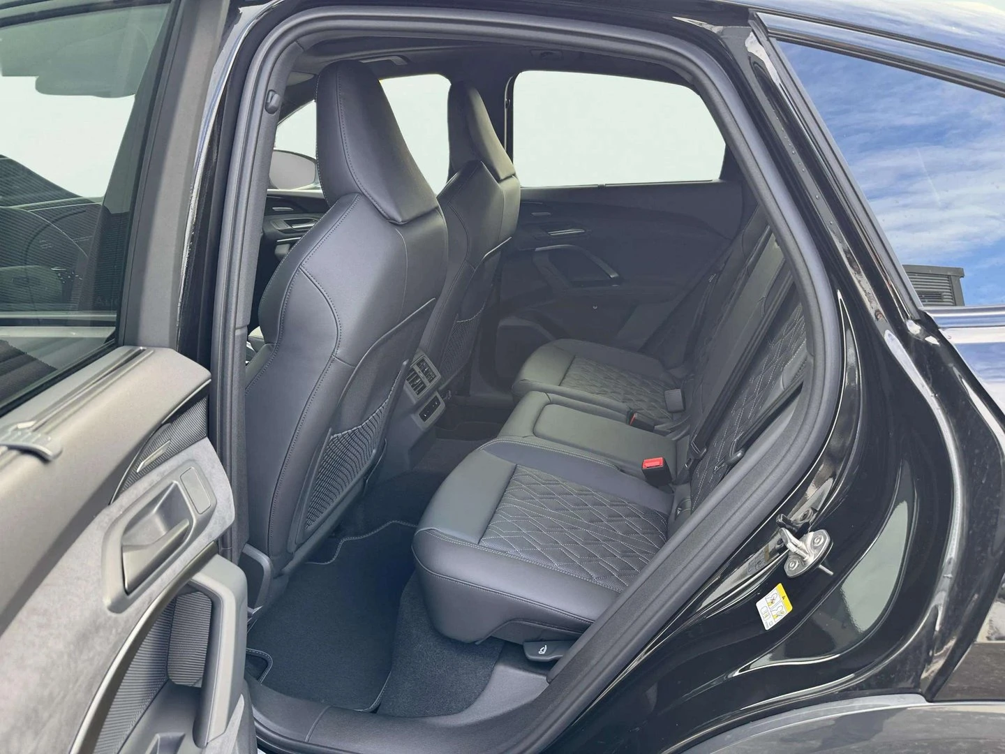 Audi SQ5, снимка 8 - Автомобили и джипове - 54282065