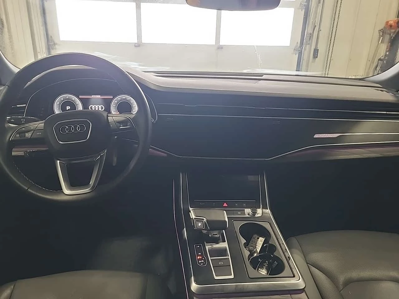 Audi Q8 55TFSI S-Line * PROGRESSIV * CARFAX * 35k km! * , снимка 6 - Автомобили и джипове - 54423877