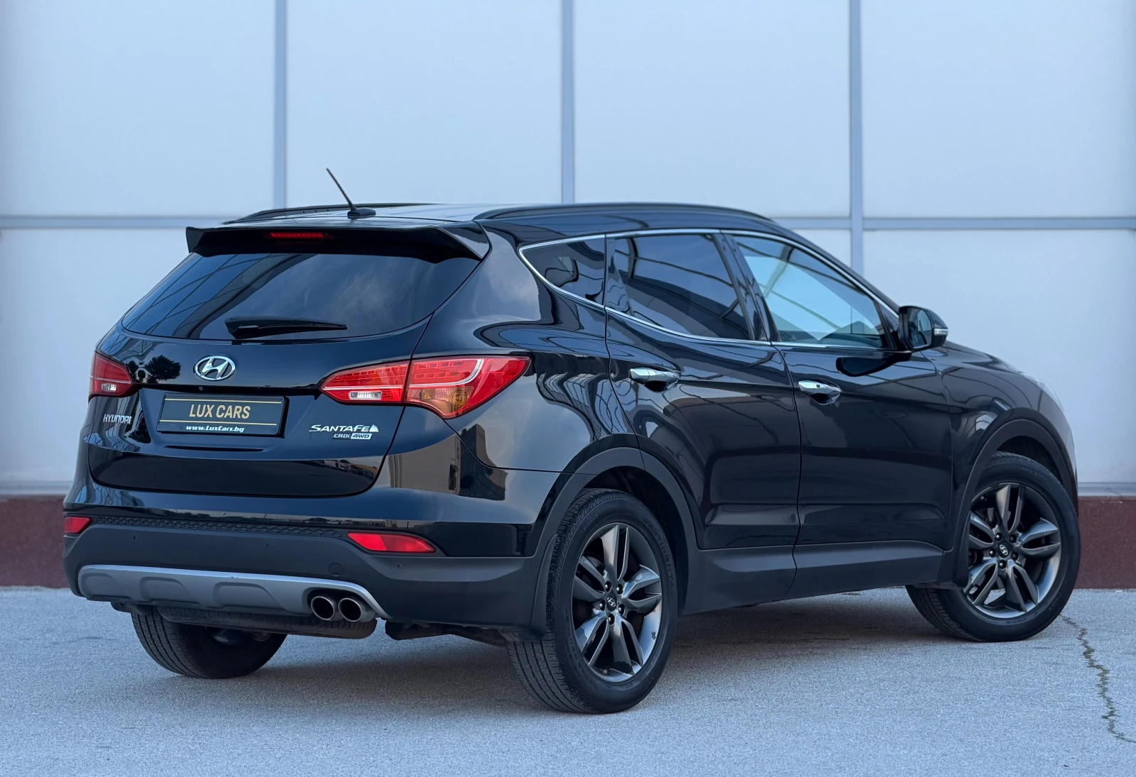 Hyundai Santa fe -2.2CRDi-4wd-Keyless-Camera-Led-Сменени вериги-, снимка 2 - Автомобили и джипове - 54784126