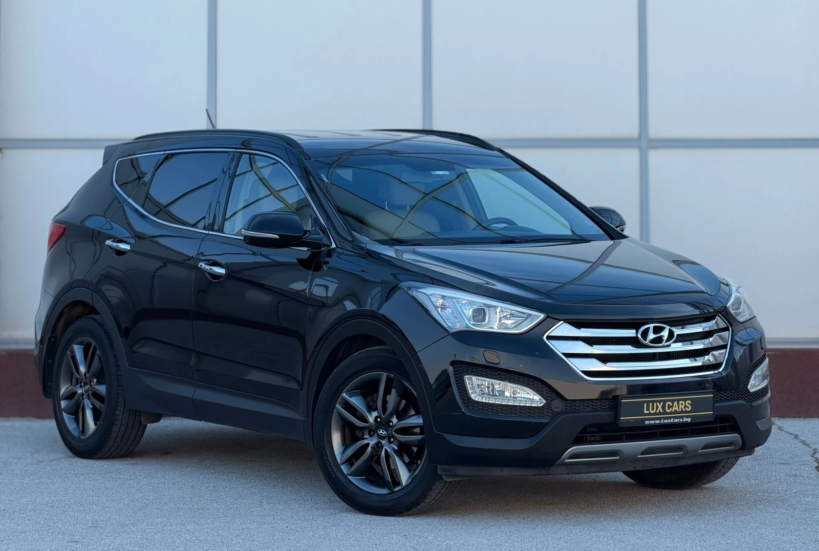 Hyundai Santa fe -2.2CRDi-4wd-Keyless-Camera-Led-Сменени вериги-