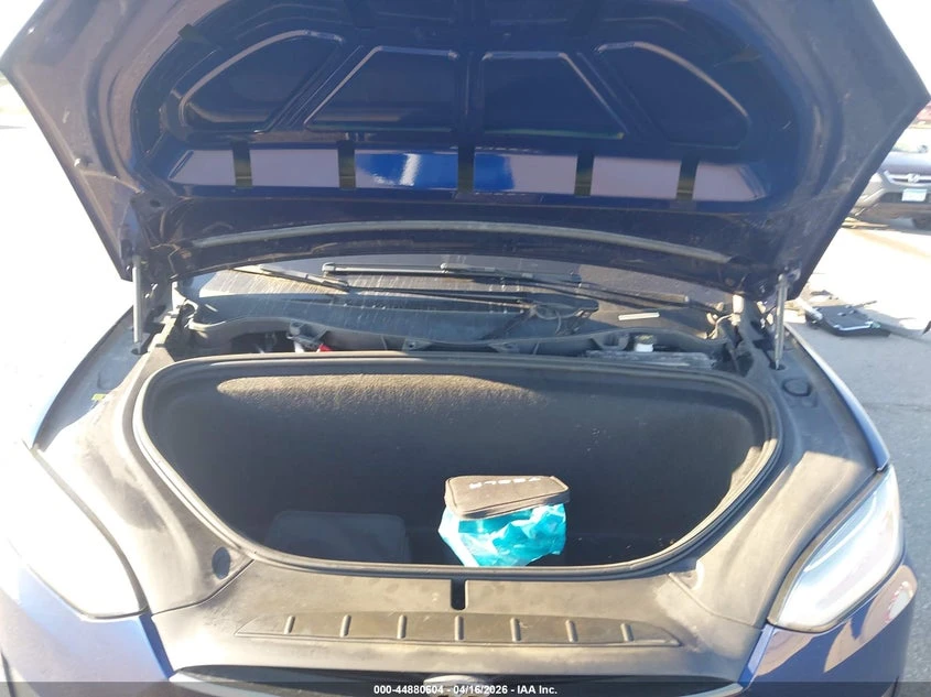 Tesla Model X 100D/75D/P100D, снимка 10 - Автомобили и джипове - 54906941