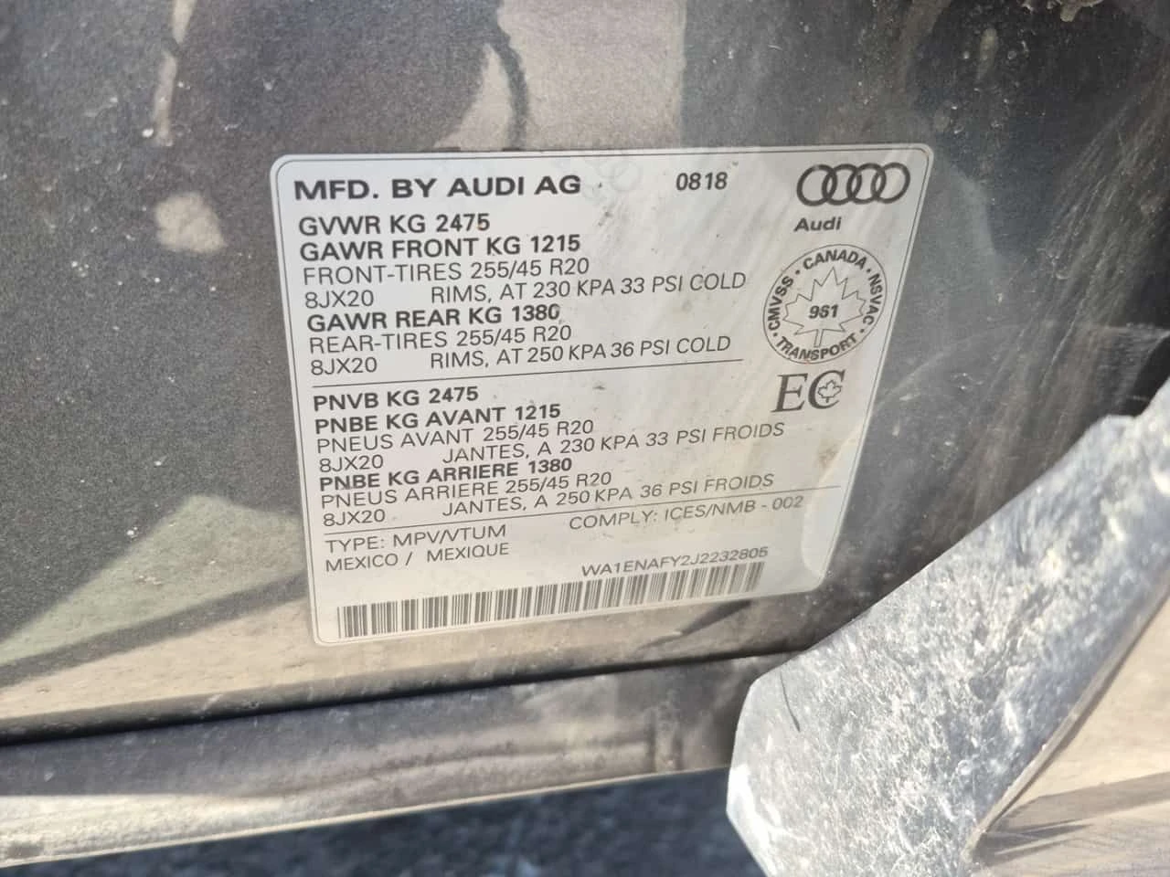 Audi Q5 * 2 КЛЮЧА * 2 ЧИФТА ГУМИ * ПАНОРАМА * , снимка 16 - Автомобили и джипове - 55022921