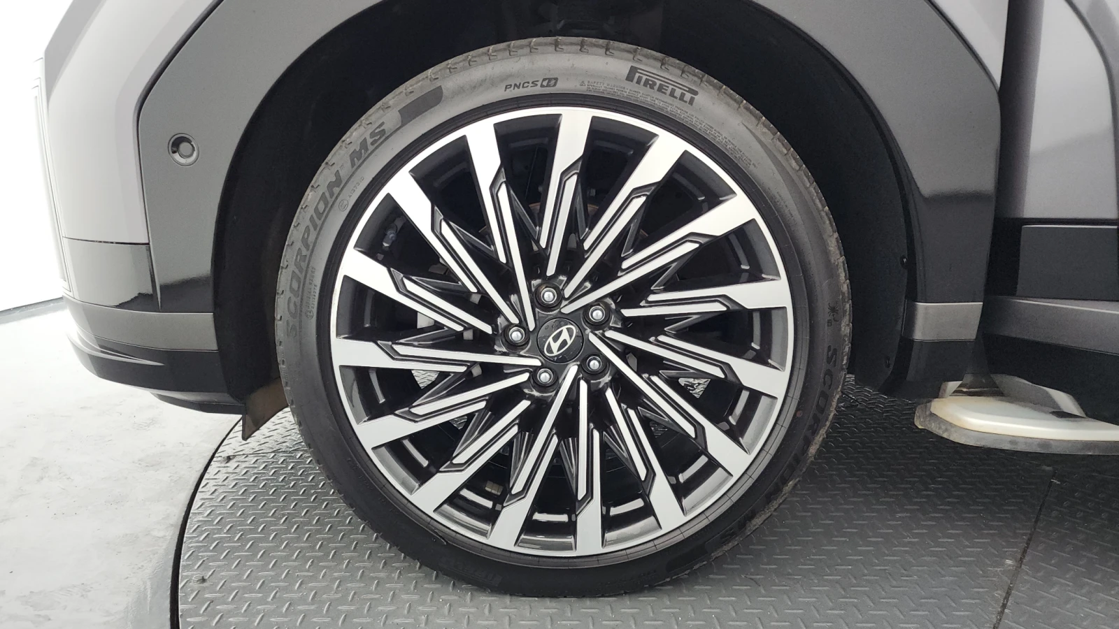 Hyundai Santa fe 2.5T Calligraphy* HUD* 360* МАСАЖ* КРАЙНА ЦЕНА, снимка 5 - Автомобили и джипове - 55245673